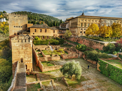 Granada Shore Excursions. Old Town Secrets, Sherry Tasting.
